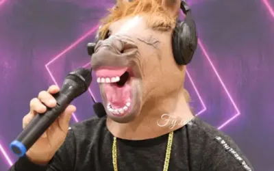 Karaoke kůň – silikonová maska na obličej pro děti i dospělé